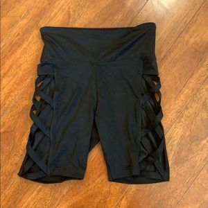 Victoria’s Secret cage biker shorts 🖤
